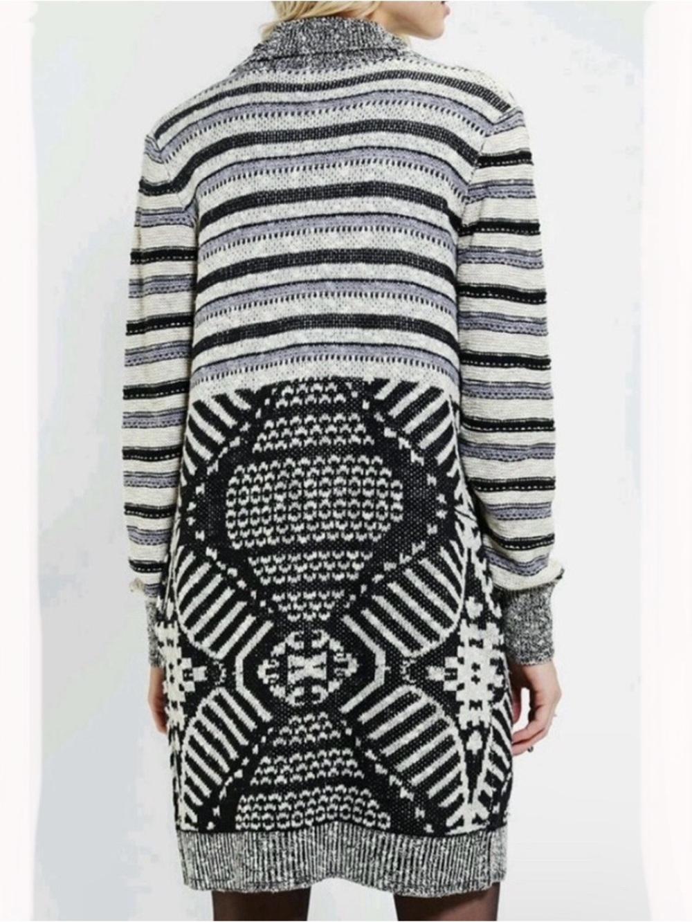Urban Outfitters Ecoté Geometric Tribal Aztec Knit Cardigan Sweater Women’s S